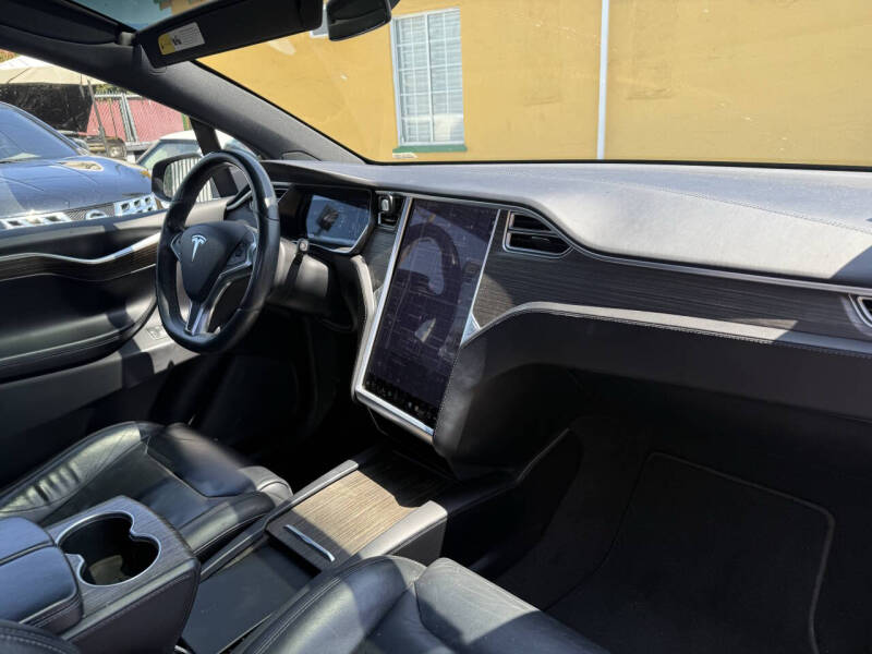 2016 Tesla Model X 90D