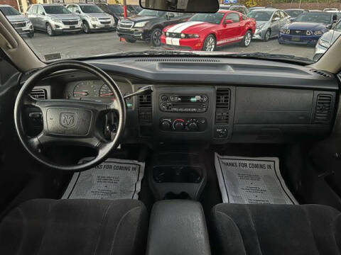 2003 Dodge Dakota