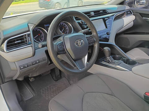 2018 Toyota Camry LE