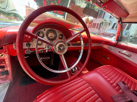 1957 Ford Thunderbird