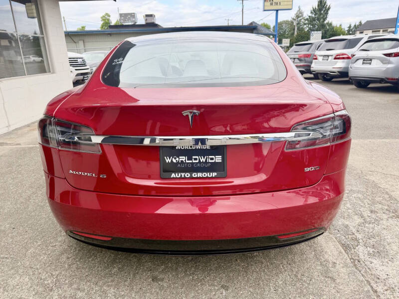 2016 Tesla Model S 90D