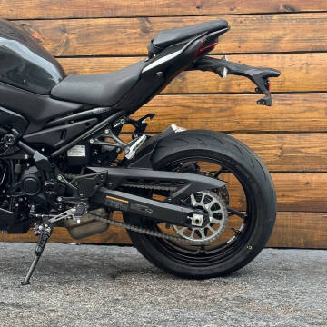 2025 Kawasaki Z900 ABS