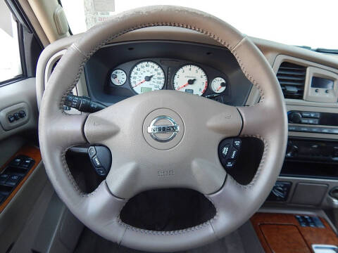 2003 Nissan Pathfinder LE