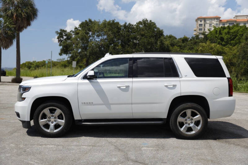 2018 Chevrolet Tahoe LT photo 3