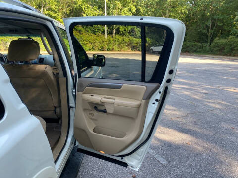 2013 Nissan Armada Platinum