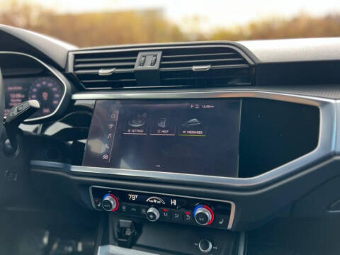 2021 Audi Q3 quattro S line Premium 45 TFSI