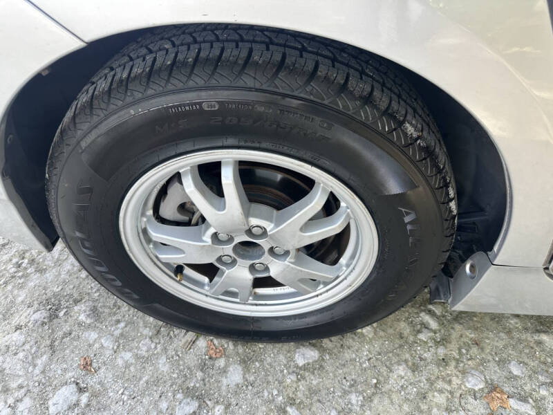 2011 Toyota Prius Two