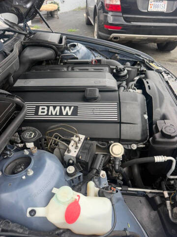 2001 BMW 5 Series 530i
