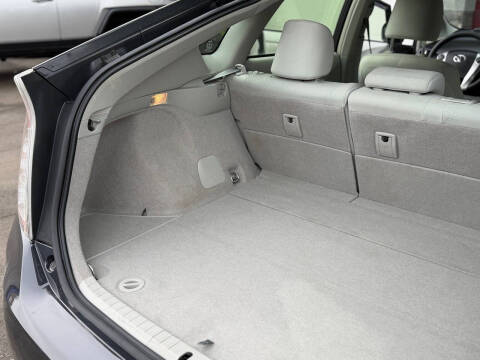 2012 Toyota Prius Two