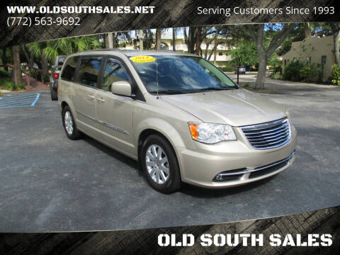 2014 Chrysler Town and Country for sale at OLD SOUTH SALES in Vero Beach FL
