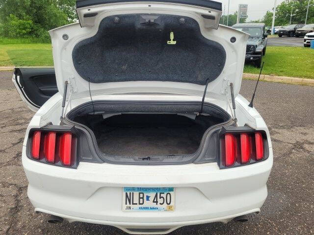 2015 Ford Mustang V6