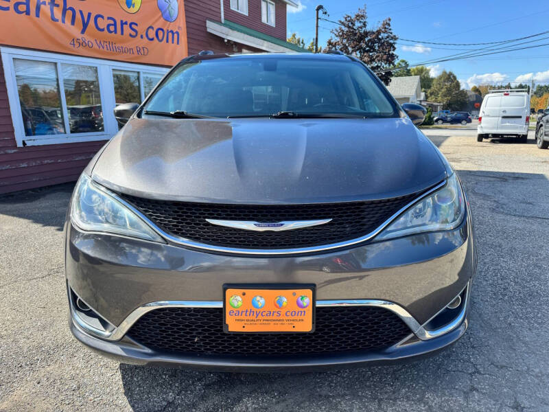 2019 Chrysler Pacifica Touring L