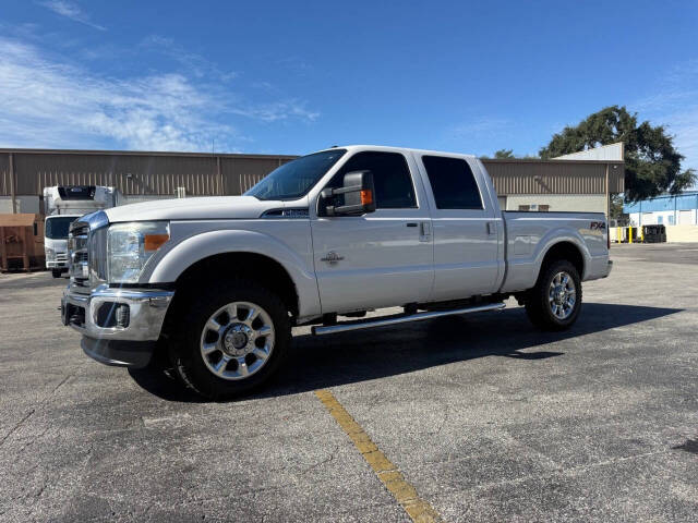 2016 Ford F-250 Super Duty Lariat's photo