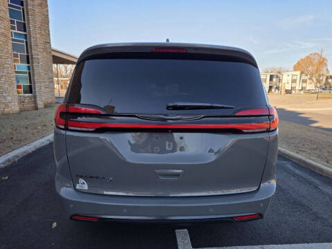 2021 Chrysler Pacifica Touring