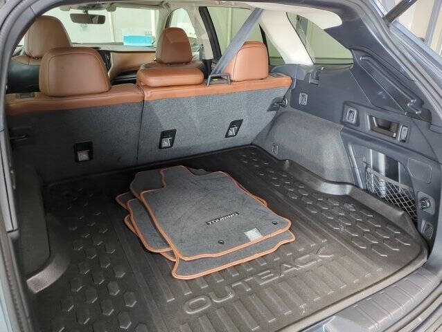 2022 Subaru Outback Touring XT