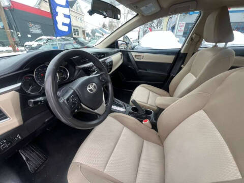 2016 Toyota Corolla LE