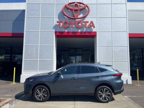 2023 Toyota Venza LE