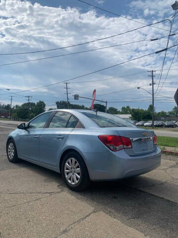 2011 Chevrolet Cruze LS