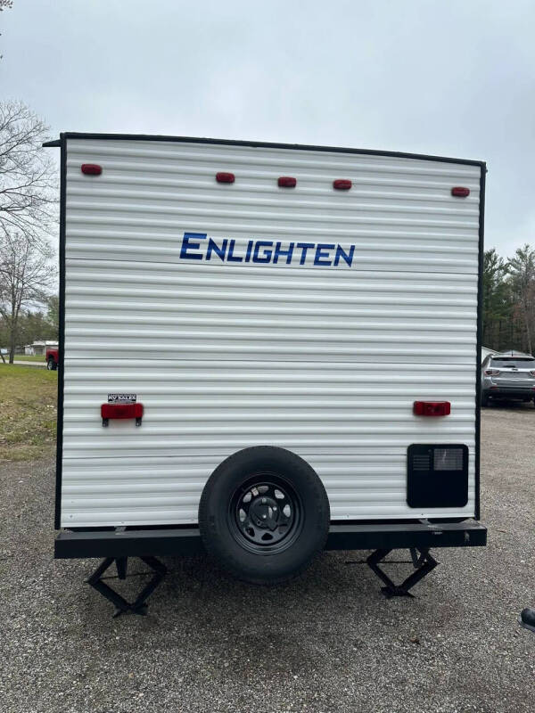 2021 Gulfstream Enlighten Super Lite