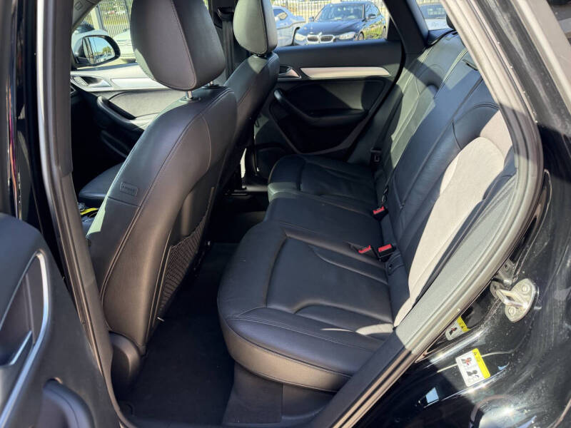 2017 Audi Q3 2.0T Premium Plus