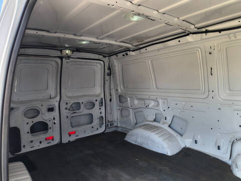 2011 Ford E-Series E-250