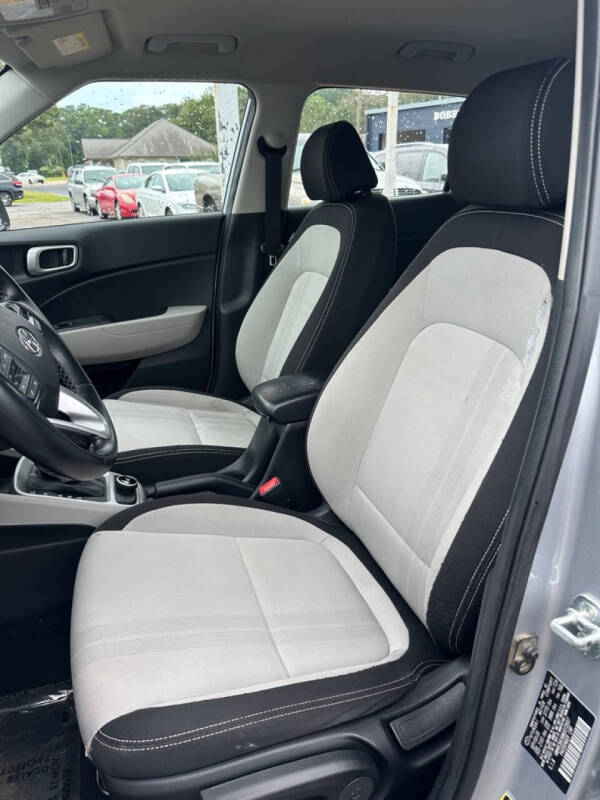 2021 Hyundai Venue SEL