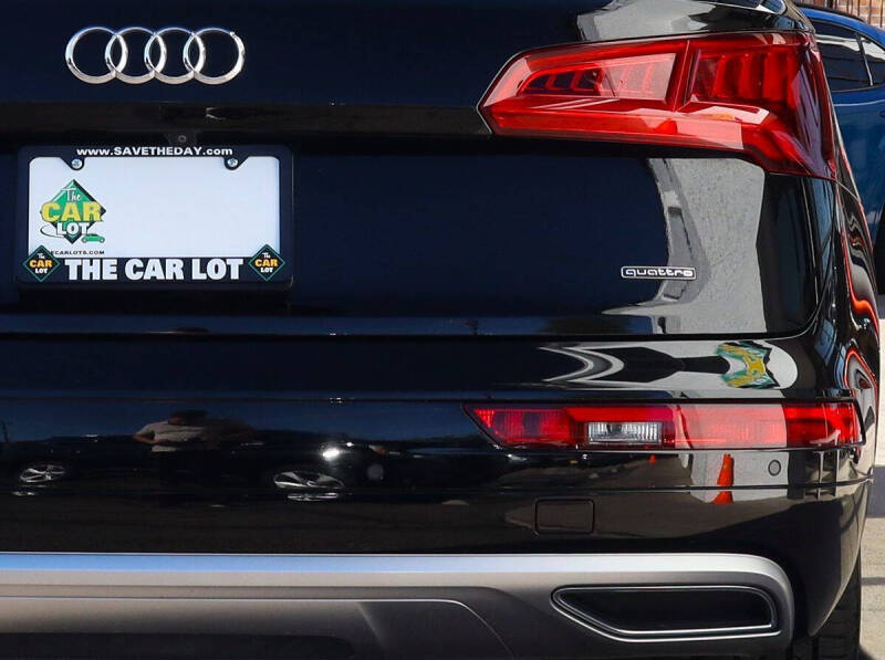 2020 Audi Q5 quattro Titanium Premium 45 TFSI