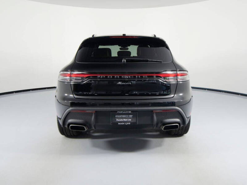 2025 Porsche Macan