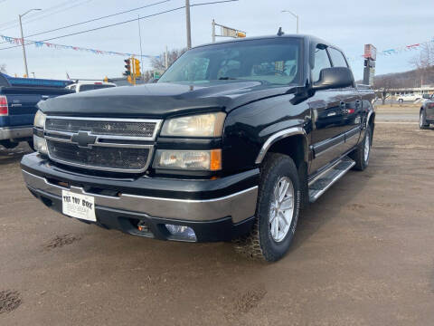 2006 chevy silverado toy truck