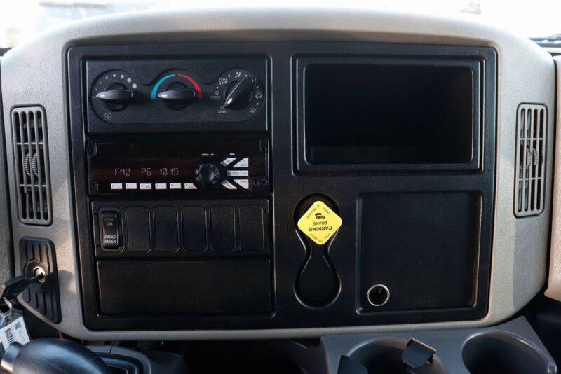 2019 International DuraStar 4300