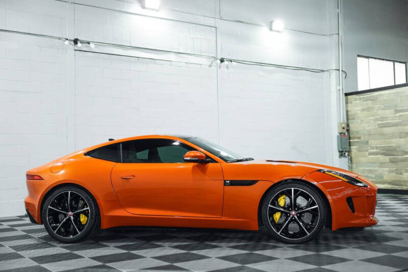 2015 Jaguar F-TYPE R