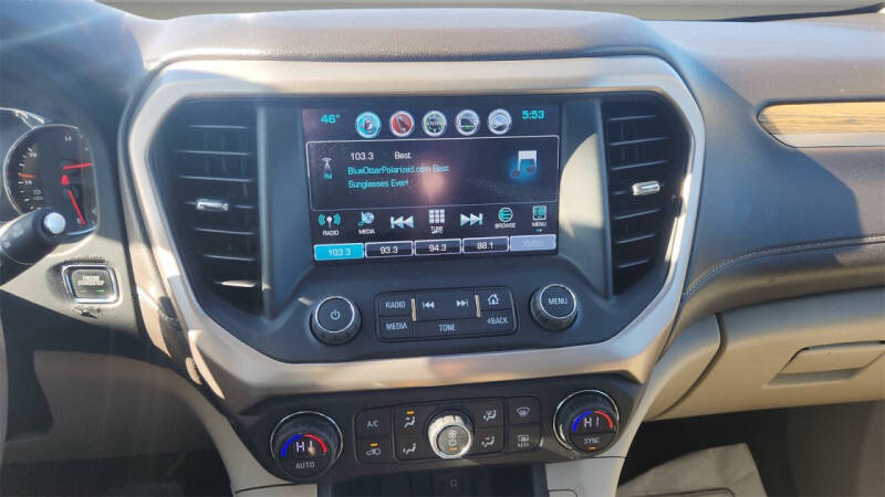 2017 GMC Acadia Denali