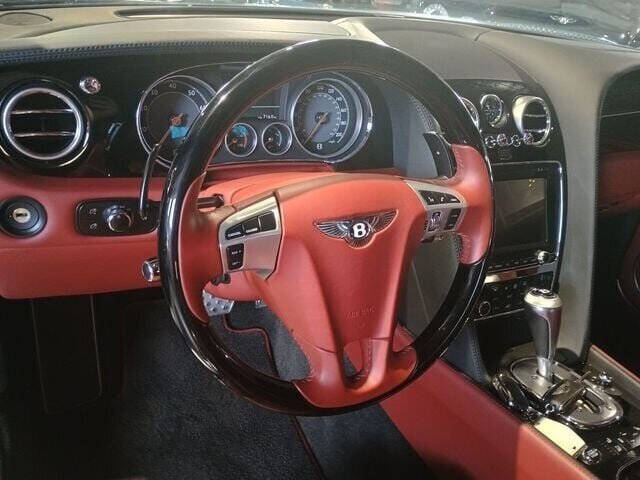 2015 Bentley Continental 28