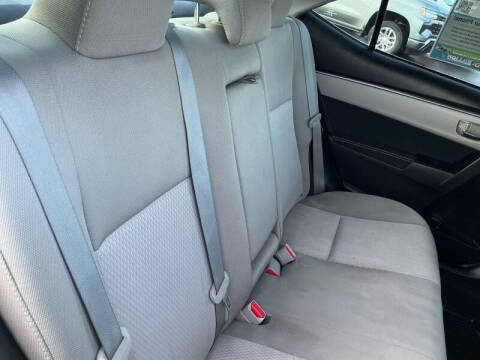 2015 Toyota Corolla LE