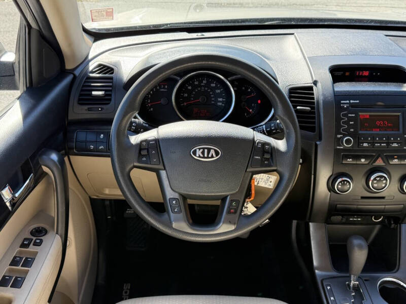 2013 Kia Sorento LX