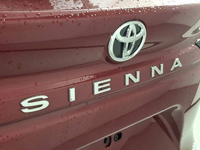 2026 Toyota Sienna Platinum 7-Passenger