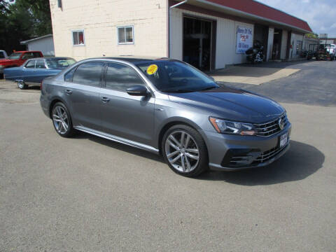 2018 Volkswagen Passat for sale at Bollman Auto & Trailers in Rock Falls IL