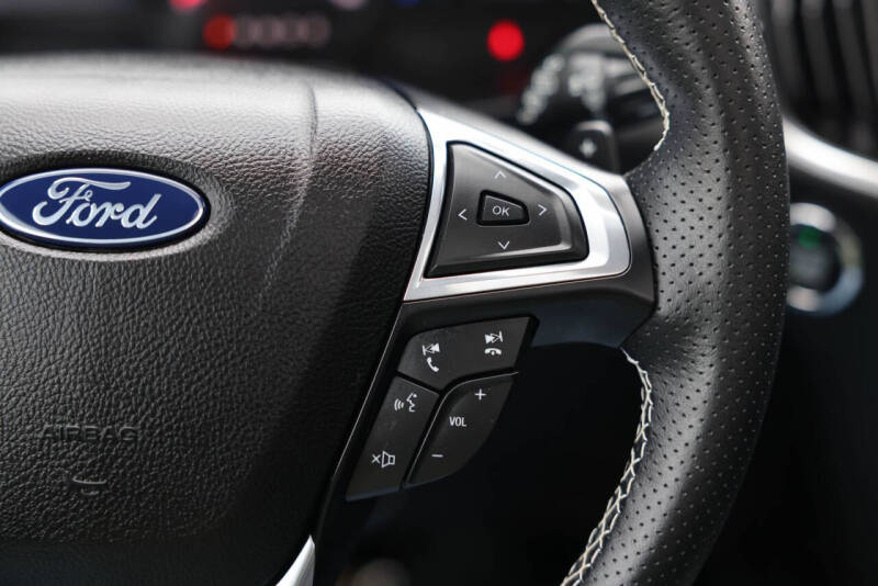 2022 Ford Edge ST