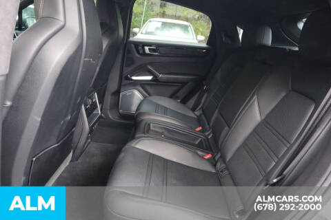 2022 Porsche Cayenne Turbo GT