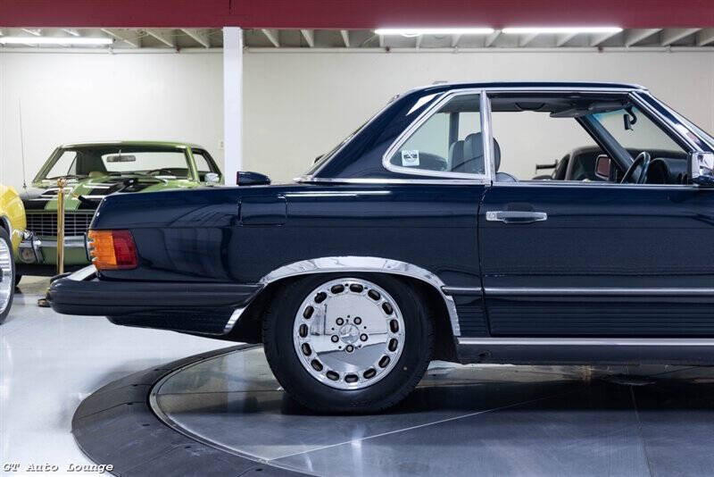 1986 Mercedes-Benz 560-Class 18