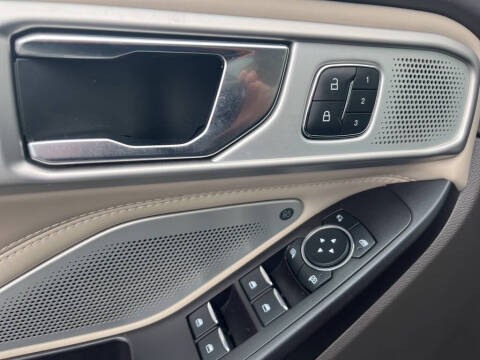 2020 Ford Explorer Platinum