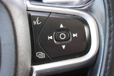 2019 Volvo XC60 T5 Momentum