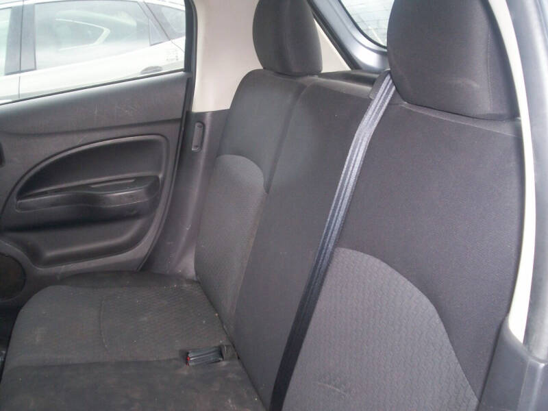 2017 Mitsubishi Mirage ES