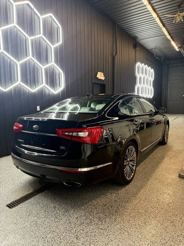 2014 Kia Cadenza Premium