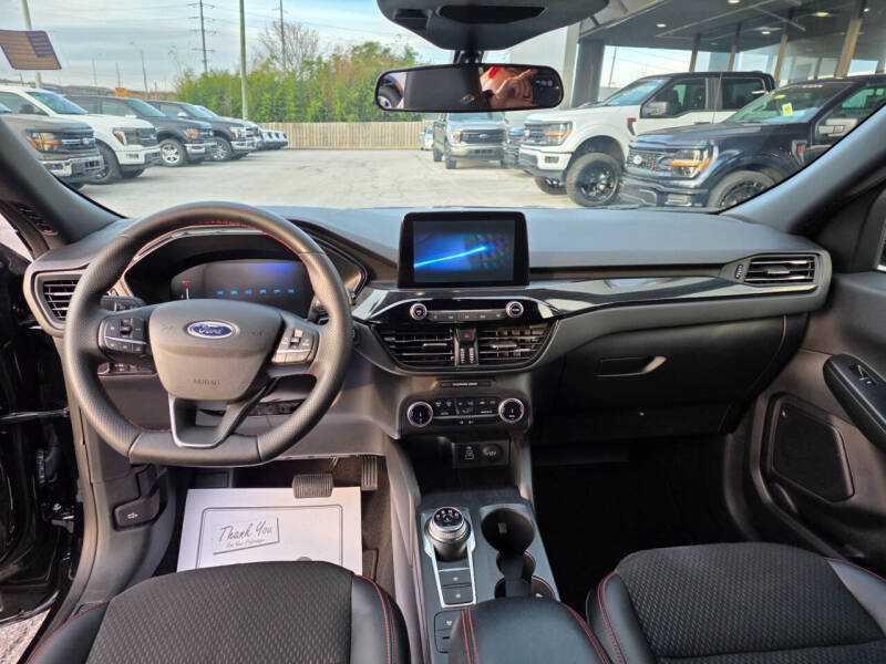 2025 Ford Escape ST-Line