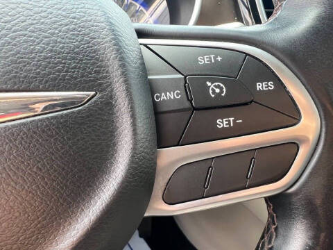 2017 Chrysler Pacifica Touring-L Plus