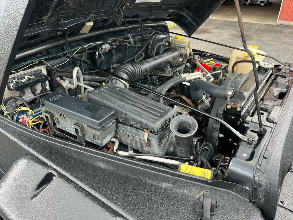 2004 Jeep Wrangler 46
