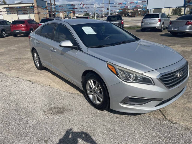 2016 Hyundai Sonata SE photo 2