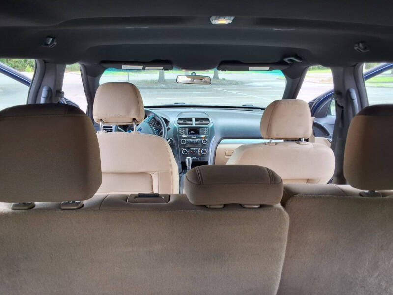 2016 Ford Explorer