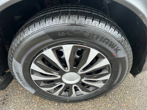 2017 Nissan Rogue Sport S